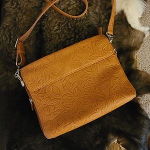 Concealed carry cross body bag